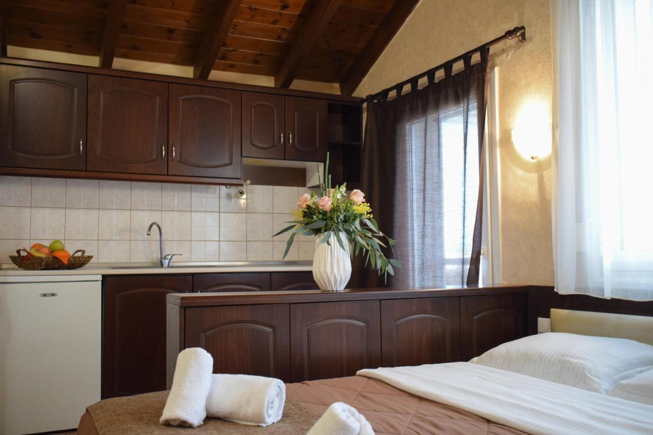 Filippion Hotel Keramotí Kültér fotó